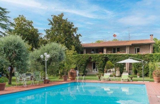 Vendita Villa Campagna Vecchiano Toscana
